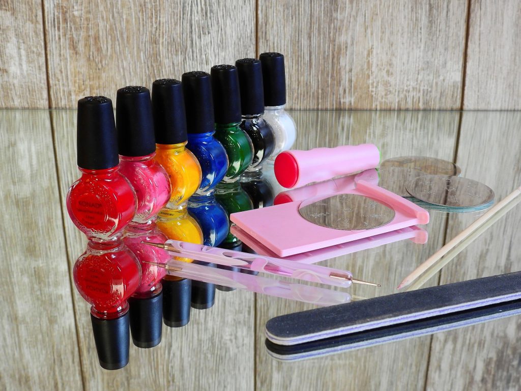 5 Easy Steps to Salon-Perfect Nails at Home