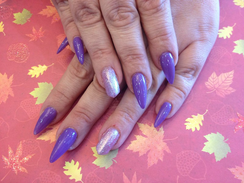 7 Lavender Nail Ideas That'll Make Everyone Ask About Your Manicurist
