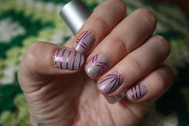New Year's Eve Nail Ideas That Will Steal the Show