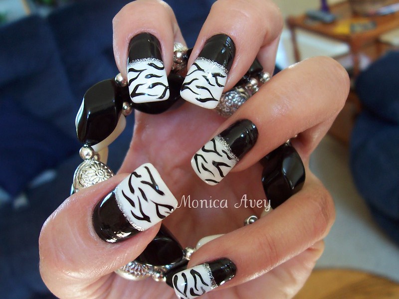 7 Black and White Nail Ideas That Never Go Out of Style